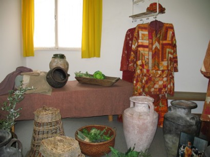 Verschieden Kost�me und Requisiten